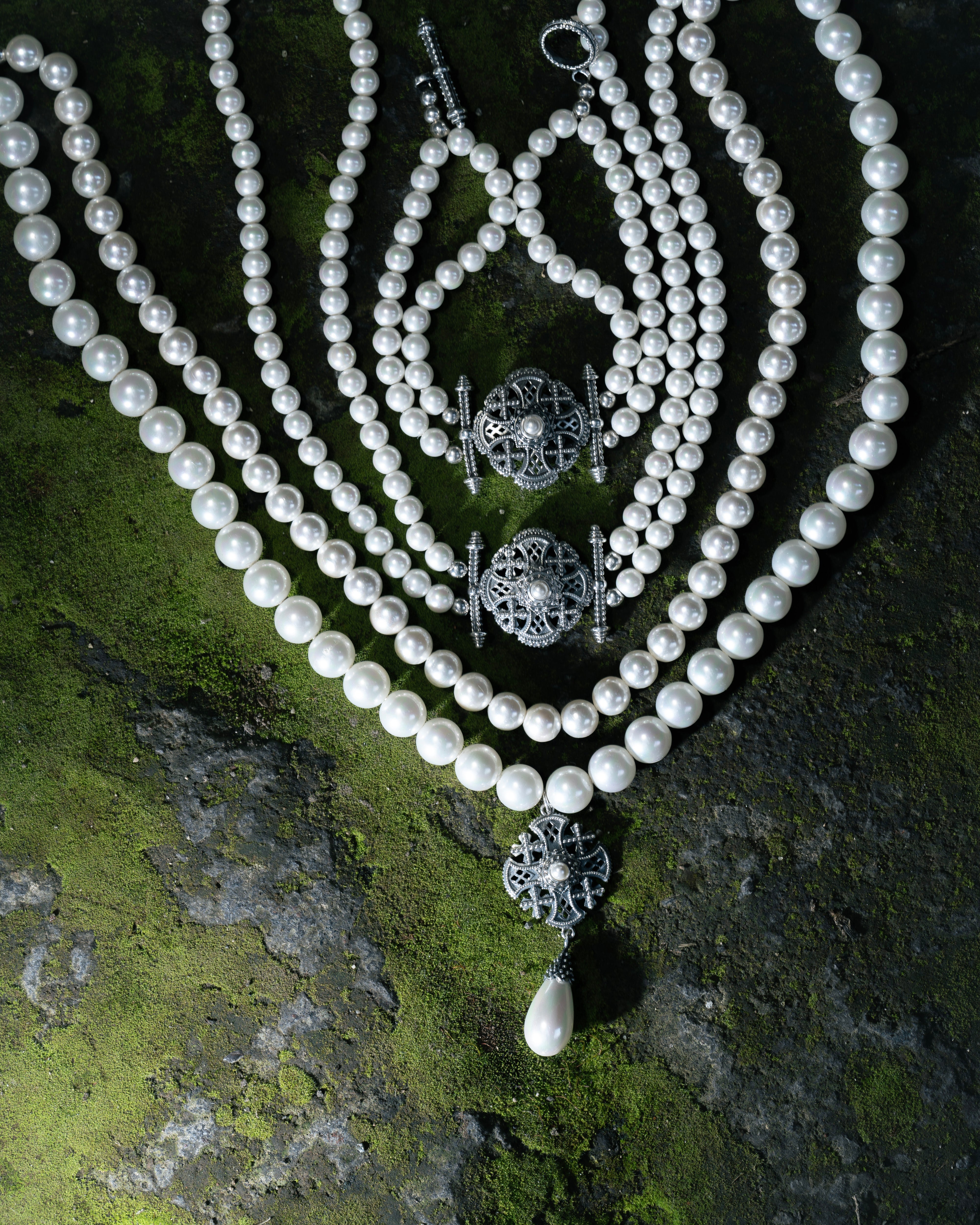 VANQ COLLECTION.jpg__PID:d02610d5-d7a4-4f48-98c2-0958bc627973