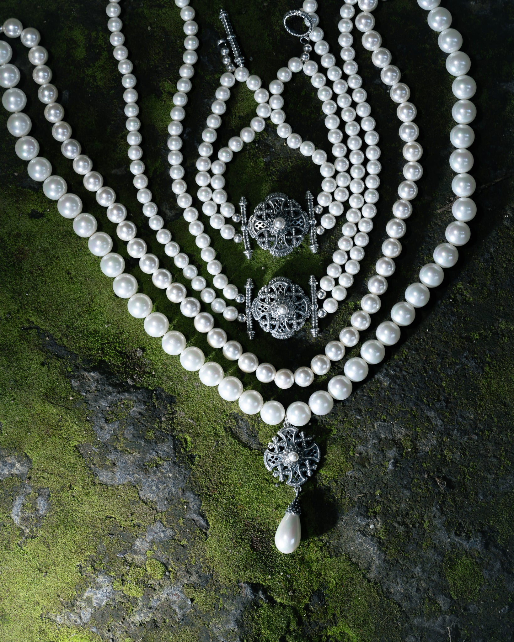 VANQ COLLECTION.jpg__PID:d02610d5-d7a4-4f48-98c2-0958bc627973