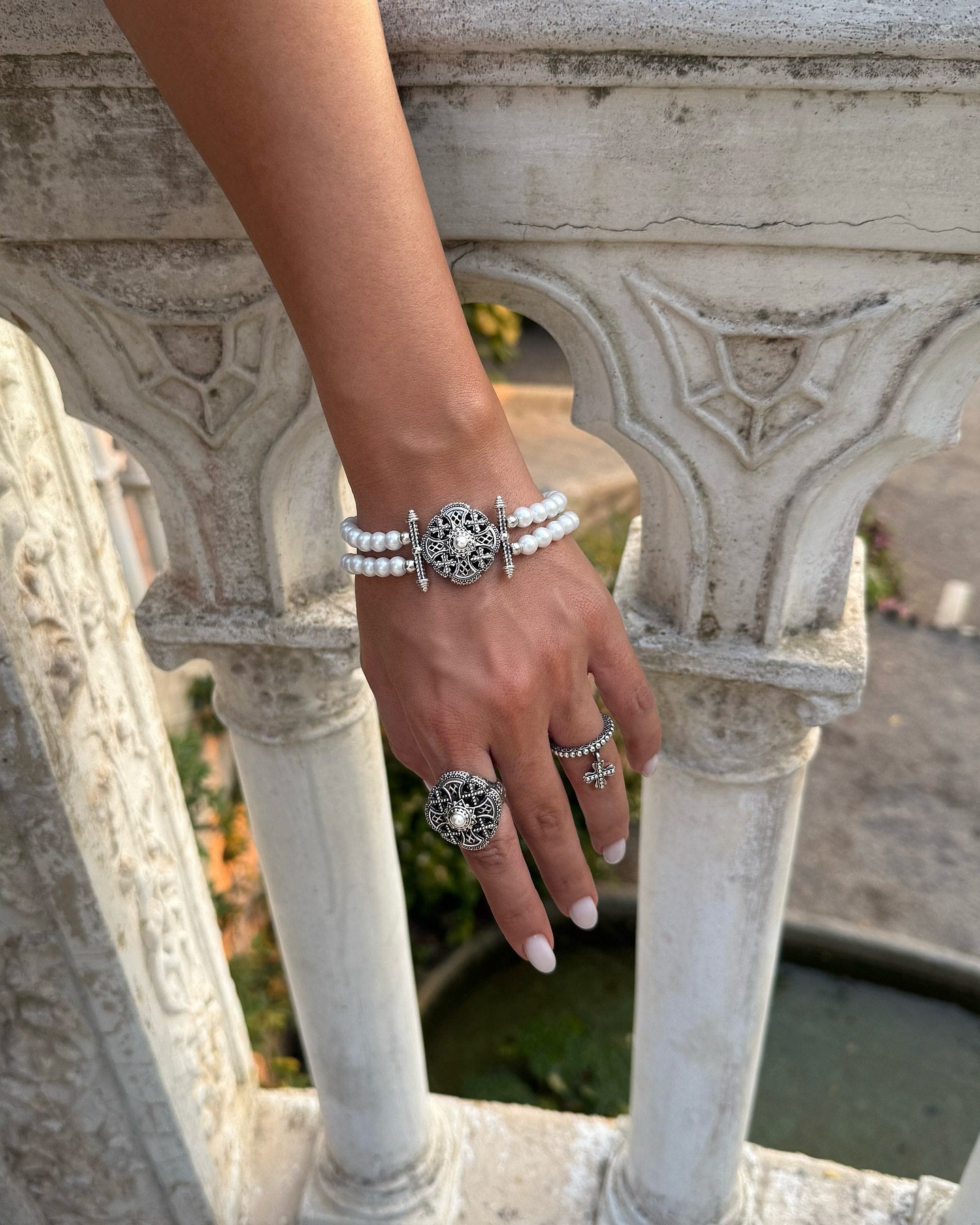 Pearl Ring “Vanq”