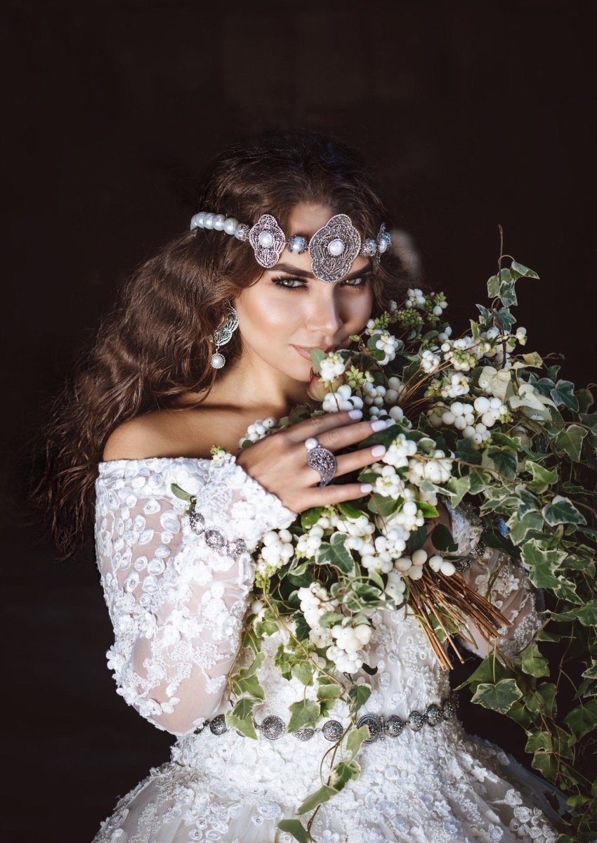 Tiara "Aruseak" - Pregomesh